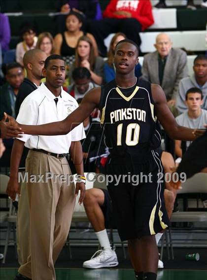 Thumbnail 2 in Pinkston vs Strake Jesuit (Texas Jamboree) photogallery.