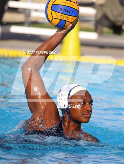Thumbnail 2 in Mira Costa vs. Vista Murrieta (America's Finest City Tournament) photogallery.