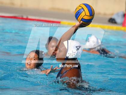 Thumbnail 3 in Mira Costa vs. Vista Murrieta (America's Finest City Tournament) photogallery.
