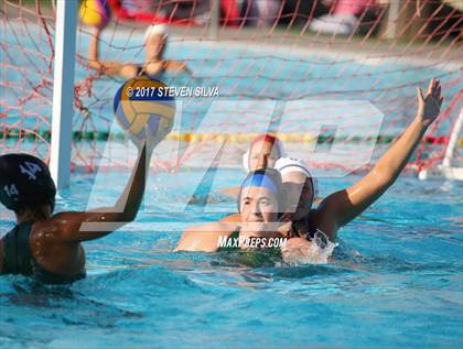 Thumbnail 3 in Mira Costa vs. Vista Murrieta (America's Finest City Tournament) photogallery.