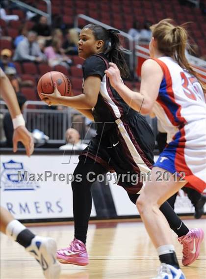 Thumbnail 1 in Mountain View vs. Hamilton (AIA D1 Semifinals) photogallery.