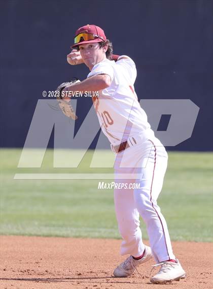 Thumbnail 2 in Carlsbad vs. Torrey Pines (72nd Annual San Diego Lions Tournament) photogallery.