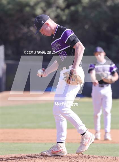 Thumbnail 2 in Carlsbad vs. Torrey Pines (72nd Annual San Diego Lions Tournament) photogallery.