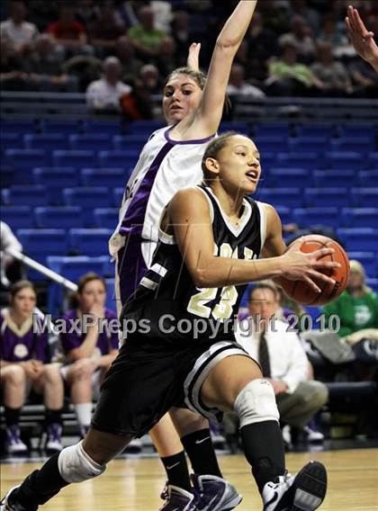 Thumbnail 2 in Northern Cambria vs. Bishop Guilfoyle (PIAA Class A Championship) photogallery.