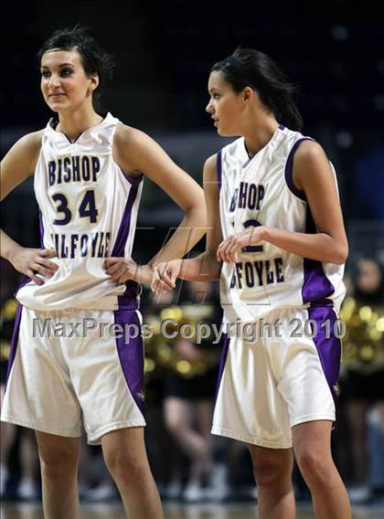 Thumbnail 2 in Northern Cambria vs. Bishop Guilfoyle (PIAA Class A Championship) photogallery.