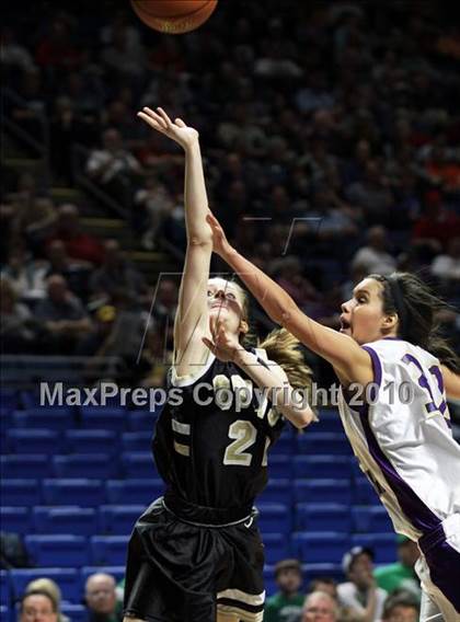 Thumbnail 2 in Northern Cambria vs. Bishop Guilfoyle (PIAA Class A Championship) photogallery.