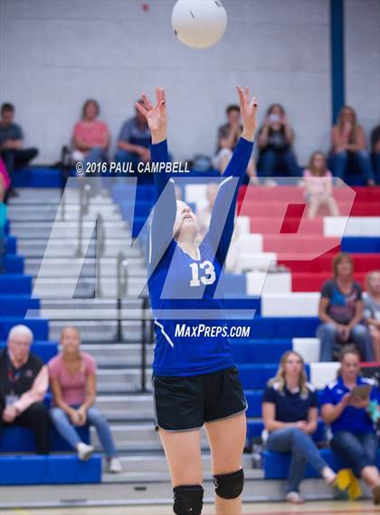 Thumbnail 3 in Mogollon vs St. David (AIA D1 Finals) photogallery.