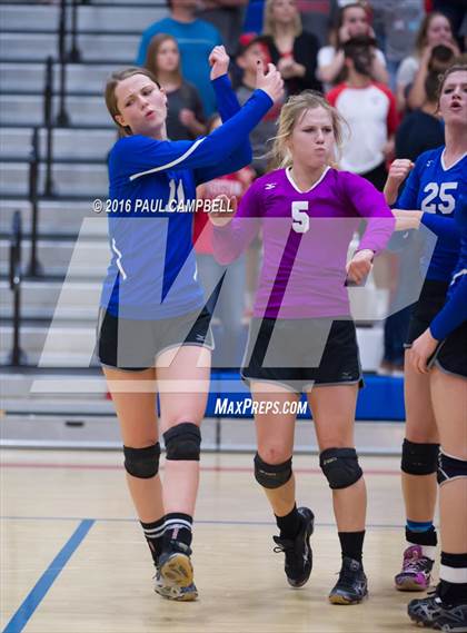 Thumbnail 2 in Mogollon vs St. David (AIA D1 Finals) photogallery.