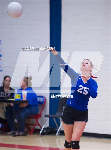 Thumbnail 1 in Mogollon vs St. David (AIA D1 Finals) photogallery.