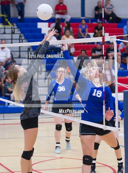 Thumbnail 3 in Mogollon vs St. David (AIA D1 Finals) photogallery.