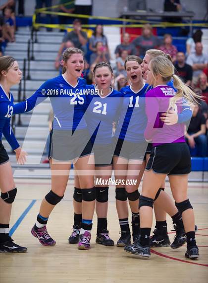 Thumbnail 3 in Mogollon vs St. David (AIA D1 Finals) photogallery.