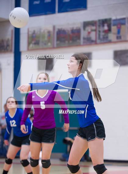 Thumbnail 3 in Mogollon vs St. David (AIA D1 Finals) photogallery.