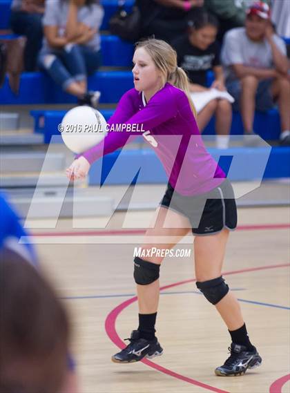 Thumbnail 2 in Mogollon vs St. David (AIA D1 Finals) photogallery.