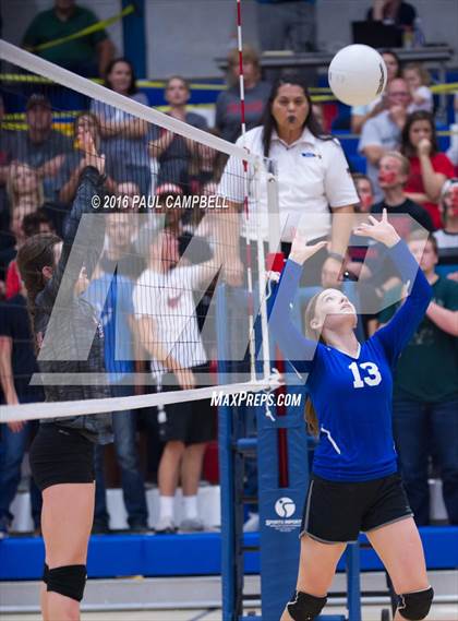 Thumbnail 3 in Mogollon vs St. David (AIA D1 Finals) photogallery.