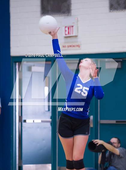 Thumbnail 2 in Mogollon vs St. David (AIA D1 Finals) photogallery.