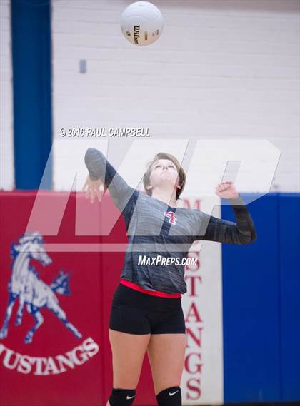 Thumbnail 3 in Mogollon vs St. David (AIA D1 Finals) photogallery.