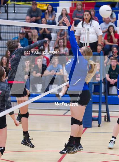 Thumbnail 2 in Mogollon vs St. David (AIA D1 Finals) photogallery.