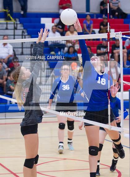 Thumbnail 2 in Mogollon vs St. David (AIA D1 Finals) photogallery.
