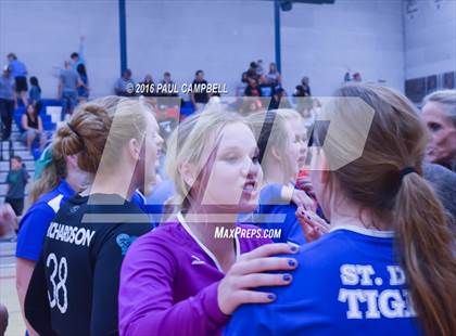 Thumbnail 3 in Mogollon vs St. David (AIA D1 Finals) photogallery.