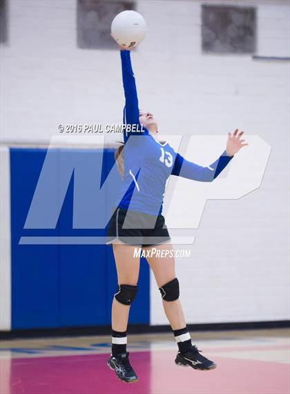 Thumbnail 2 in Mogollon vs St. David (AIA D1 Finals) photogallery.