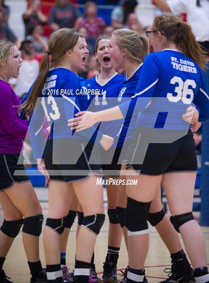 Thumbnail 3 in Mogollon vs St. David (AIA D1 Finals) photogallery.