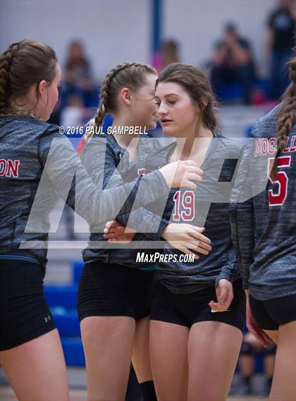 Thumbnail 3 in Mogollon vs St. David (AIA D1 Finals) photogallery.