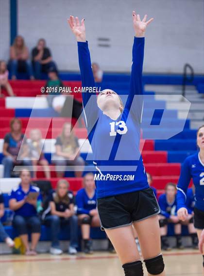 Thumbnail 1 in Mogollon vs St. David (AIA D1 Finals) photogallery.