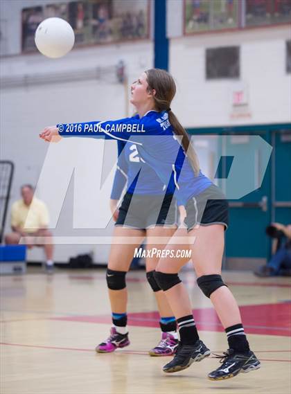 Thumbnail 2 in Mogollon vs St. David (AIA D1 Finals) photogallery.