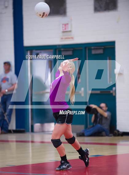 Thumbnail 3 in Mogollon vs St. David (AIA D1 Finals) photogallery.