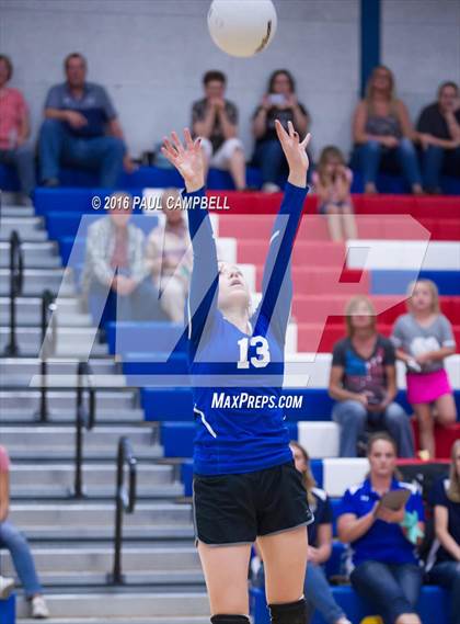 Thumbnail 2 in Mogollon vs St. David (AIA D1 Finals) photogallery.