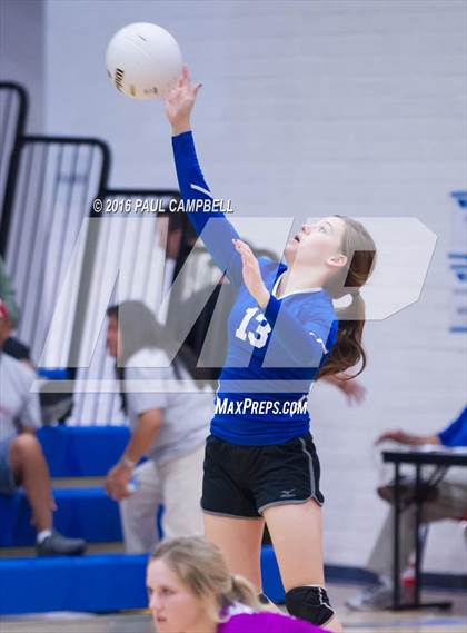 Thumbnail 1 in Mogollon vs St. David (AIA D1 Finals) photogallery.