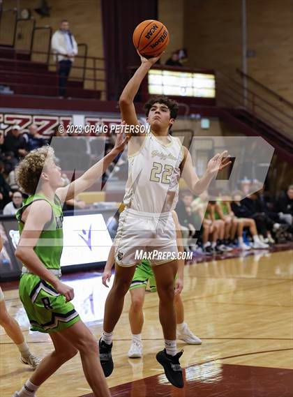 Thumbnail 1 in Ridgeline @ Logan (Sophomore) photogallery.