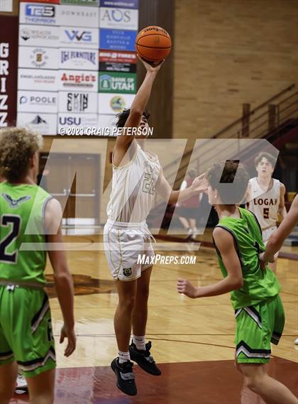 Thumbnail 3 in Ridgeline @ Logan (Sophomore) photogallery.