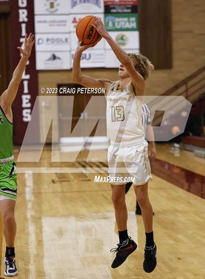 Thumbnail 2 in Ridgeline @ Logan (Sophomore) photogallery.