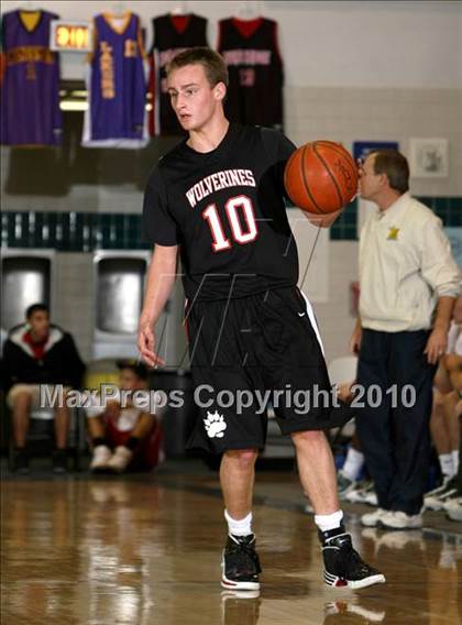 Thumbnail 2 in Bishop Manogue vs. Harvard-Westlake (Desert Heat Invitational) photogallery.