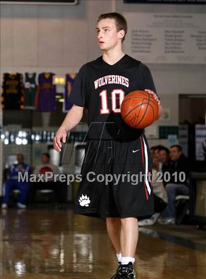Thumbnail 1 in Bishop Manogue vs. Harvard-Westlake (Desert Heat Invitational) photogallery.