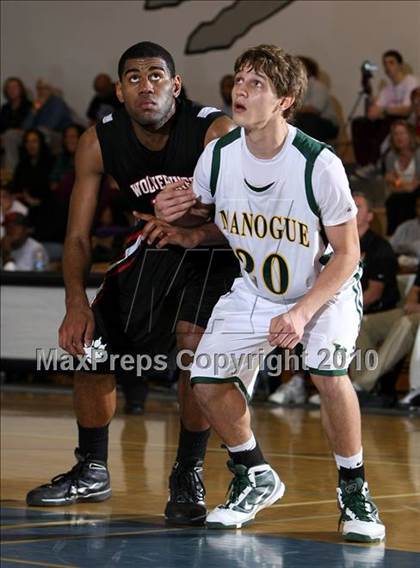 Thumbnail 2 in Bishop Manogue vs. Harvard-Westlake (Desert Heat Invitational) photogallery.