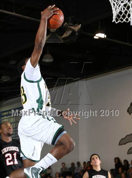 Thumbnail 1 in Bishop Manogue vs. Harvard-Westlake (Desert Heat Invitational) photogallery.