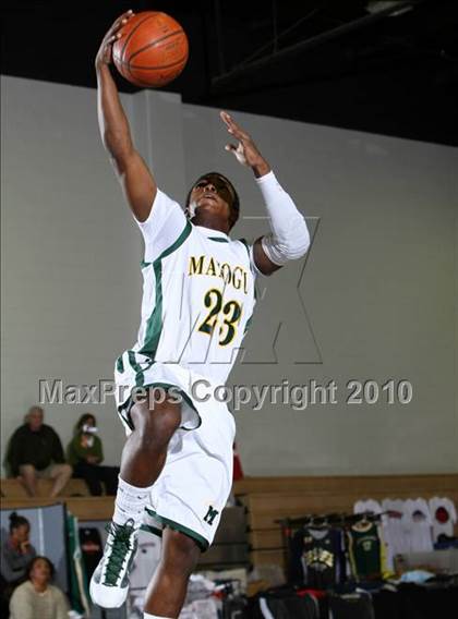 Thumbnail 1 in Bishop Manogue vs. Harvard-Westlake (Desert Heat Invitational) photogallery.