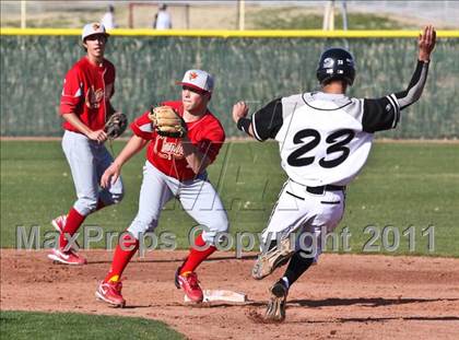 Thumbnail 1 in Chaparral @ Boulder Creek photogallery.