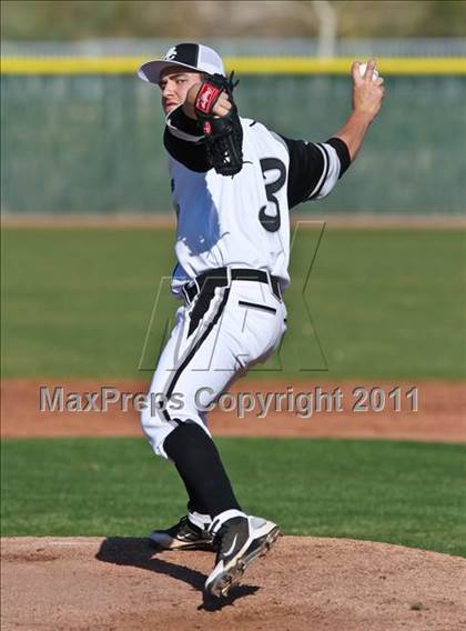 Thumbnail 1 in Chaparral @ Boulder Creek photogallery.