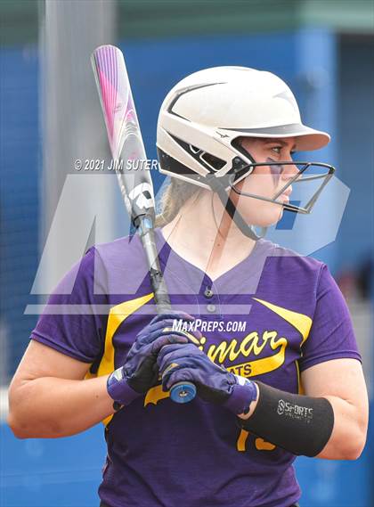 Thumbnail 3 in Weimar vs Thrall (UIL 2A Regional Semifinal Playoff) photogallery.