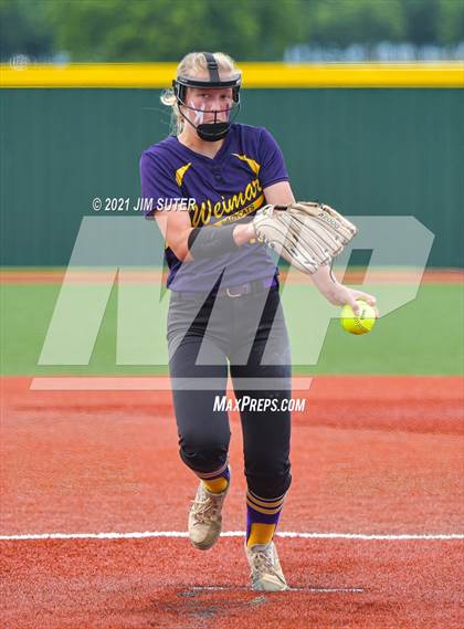 Thumbnail 2 in Weimar vs Thrall (UIL 2A Regional Semifinal Playoff) photogallery.
