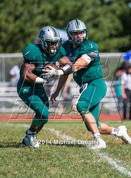 Thumbnail 3 in Woodbridge @ Colts Neck photogallery.