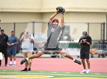 Thumbnail 3 in Mayfair vs. Mater Dei  (LB Poly Legends 7x7) photogallery.