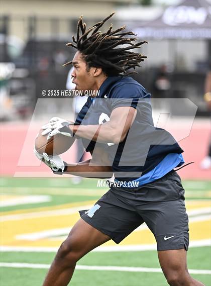 Thumbnail 1 in Mayfair vs. Mater Dei  (LB Poly Legends 7x7) photogallery.