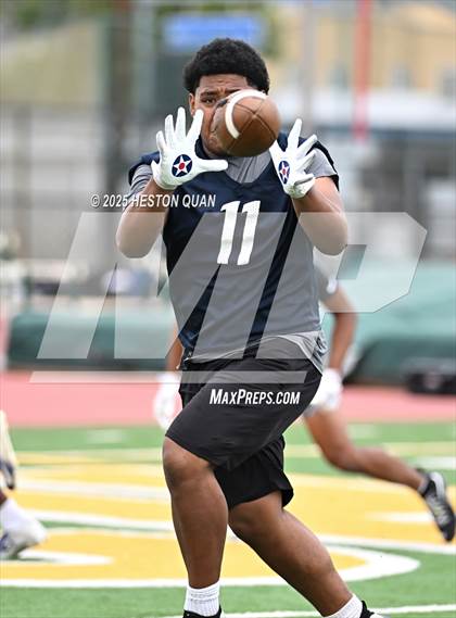 Thumbnail 3 in Mayfair vs. Mater Dei  (LB Poly Legends 7x7) photogallery.
