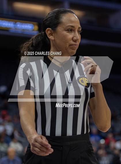 Thumbnail 2 in Marin Catholic vs. Mater Dei Catholic (CIF D3 Finals) photogallery.