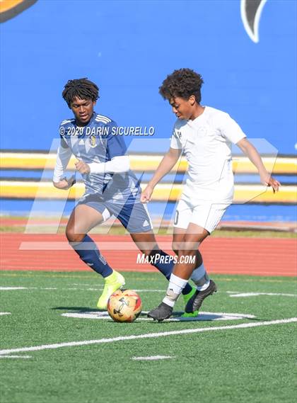Thumbnail 2 in Millikan vs. Mayfair (Marina Holiday Tournament) photogallery.