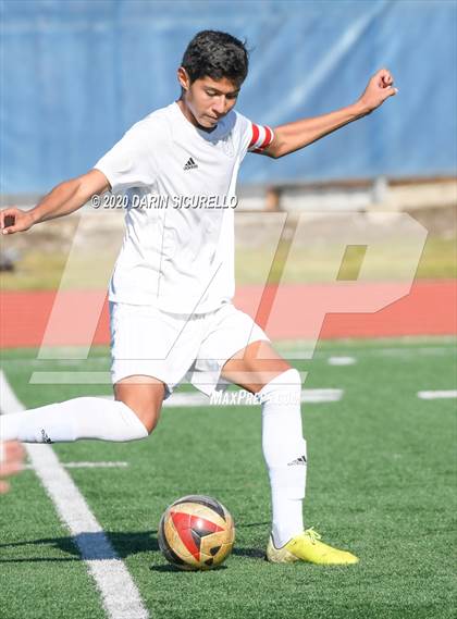 Thumbnail 3 in Millikan vs. Mayfair (Marina Holiday Tournament) photogallery.